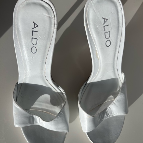 GUC ALDO, Sz 39, white sandal - Picture 5 of 6